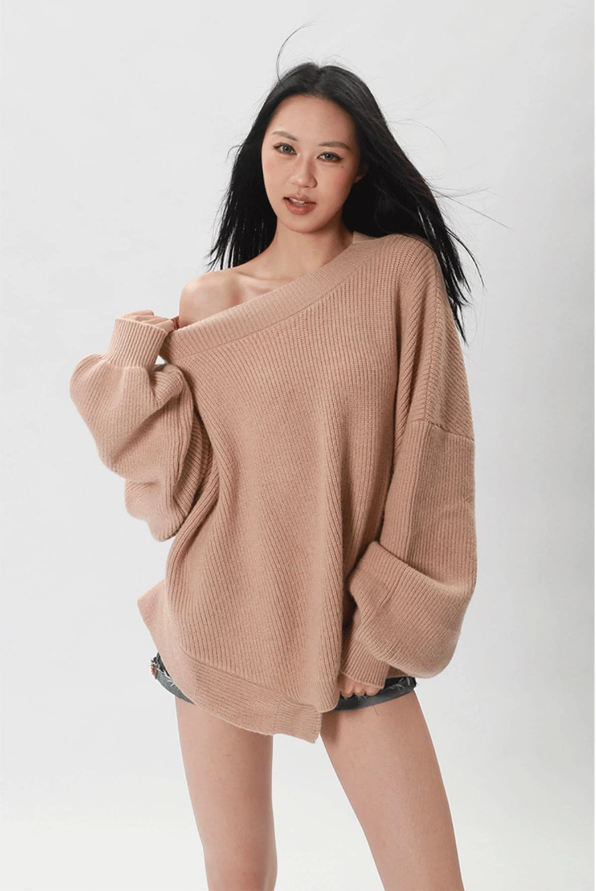 Women's Off-Shoulder Oversized Sweater - Chunky Knit Long Sleeve Pullover Top for Spring & Autumn - Image 7