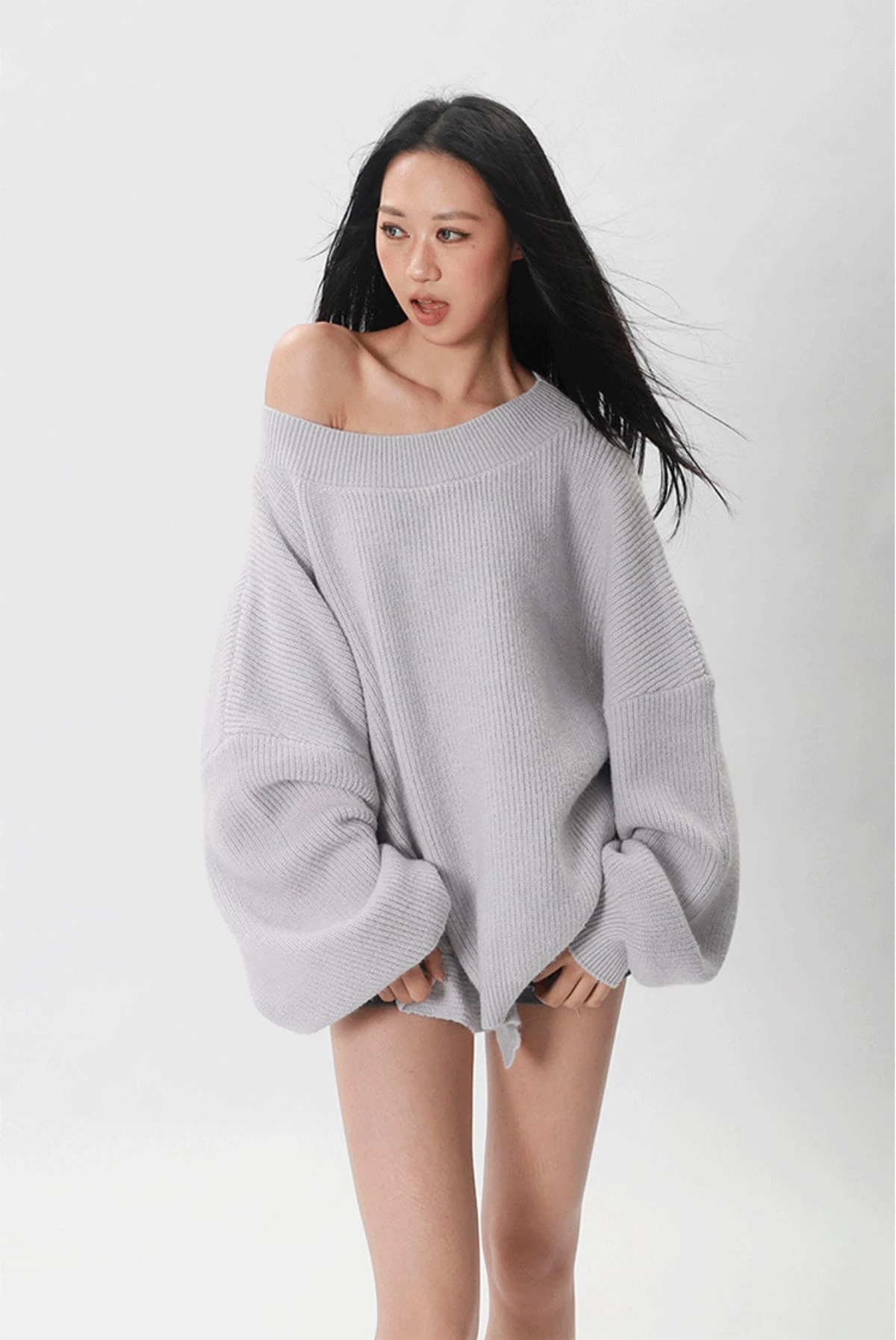 Women's Off-Shoulder Oversized Sweater - Chunky Knit Long Sleeve Pullover Top for Spring & Autumn - Image 5